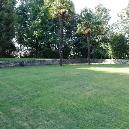 Aveleda Village Penzion *